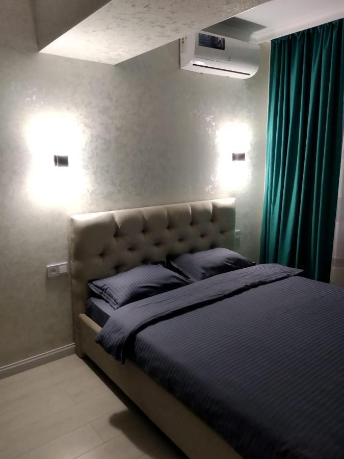Молодежный Lejlighed Almaty Eksteriør billede